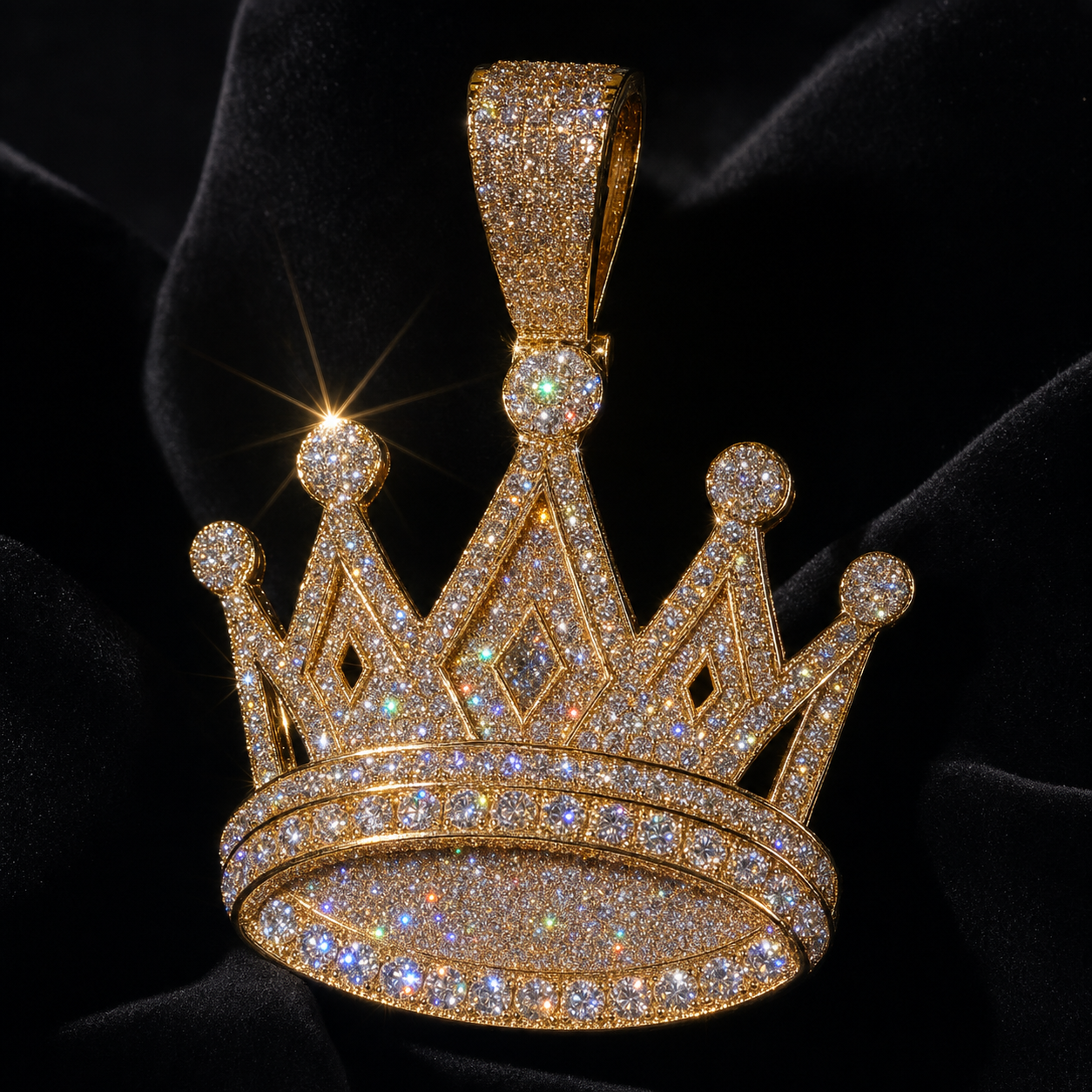 VVS1 Moissanite Crown Pendant - Gold