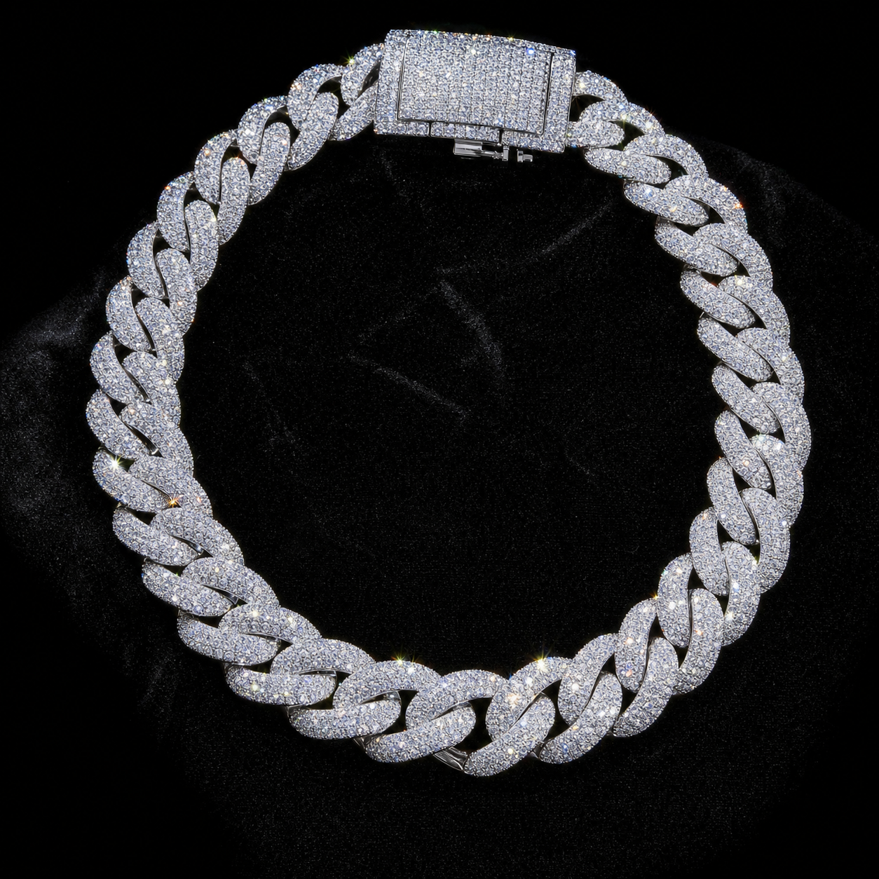 VVS1 Moissanite Cuban Link Chain 12mm - Silver