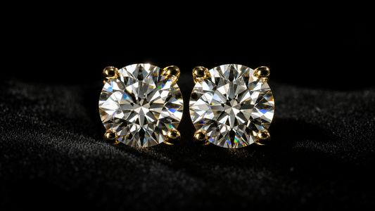 VVS1 Moissanite Round Stud Earrings - Gold