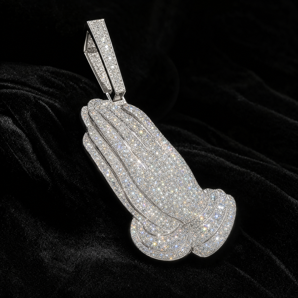 VVS1 Moissanite Praying Hands Pendant - Silver